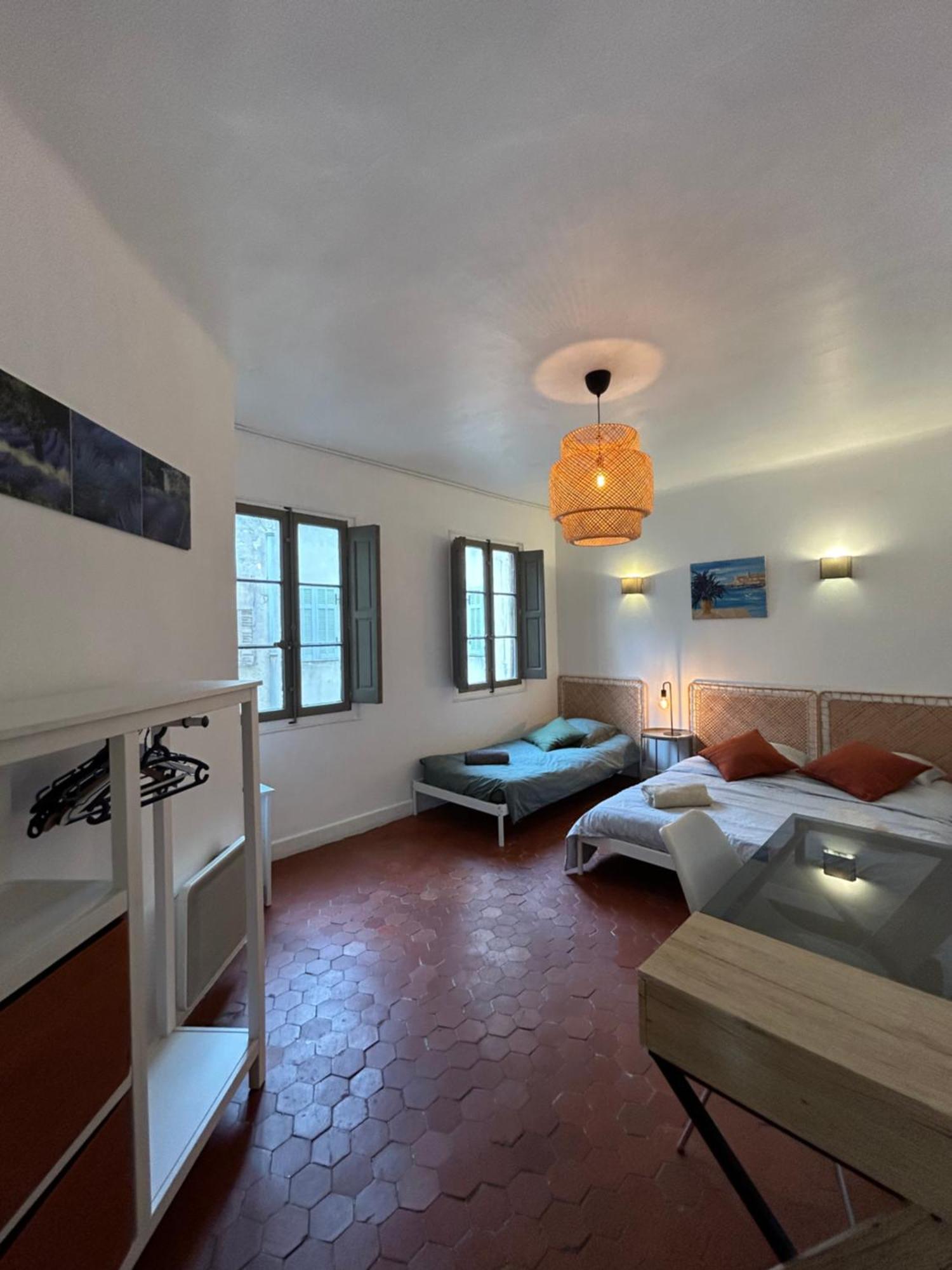 Mai Homes - Le Colbert Марсель Экстерьер фото